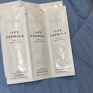 2 ILES FORMULA TRAVEL SIZE